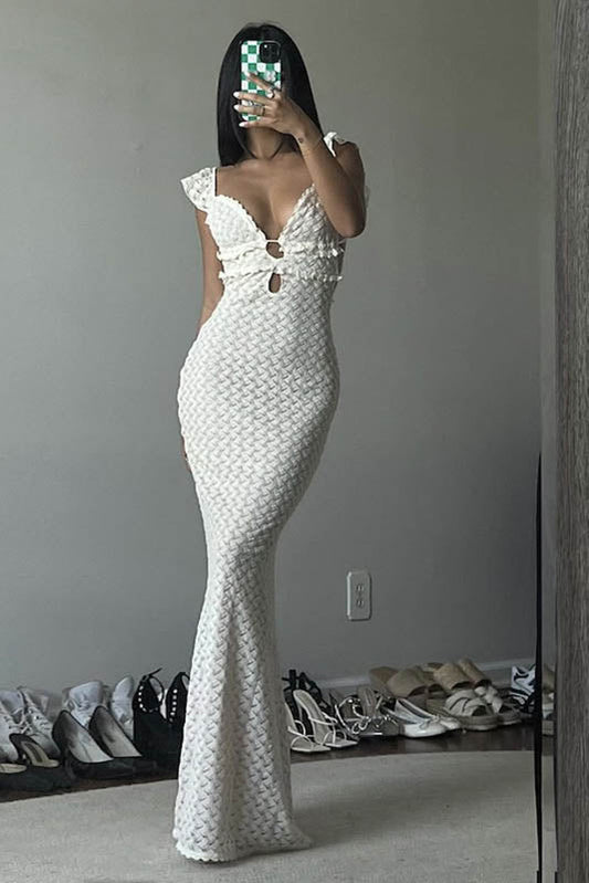 Effortlessly Elegant Dress with a Timeless Design
