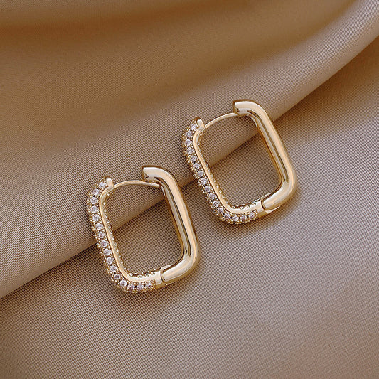 Classic Earring with Timeless Appeal