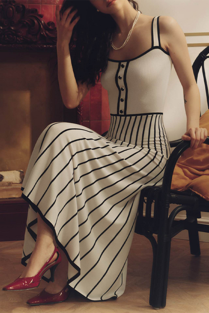 Sophisticated Dress with a Clean Classic Look