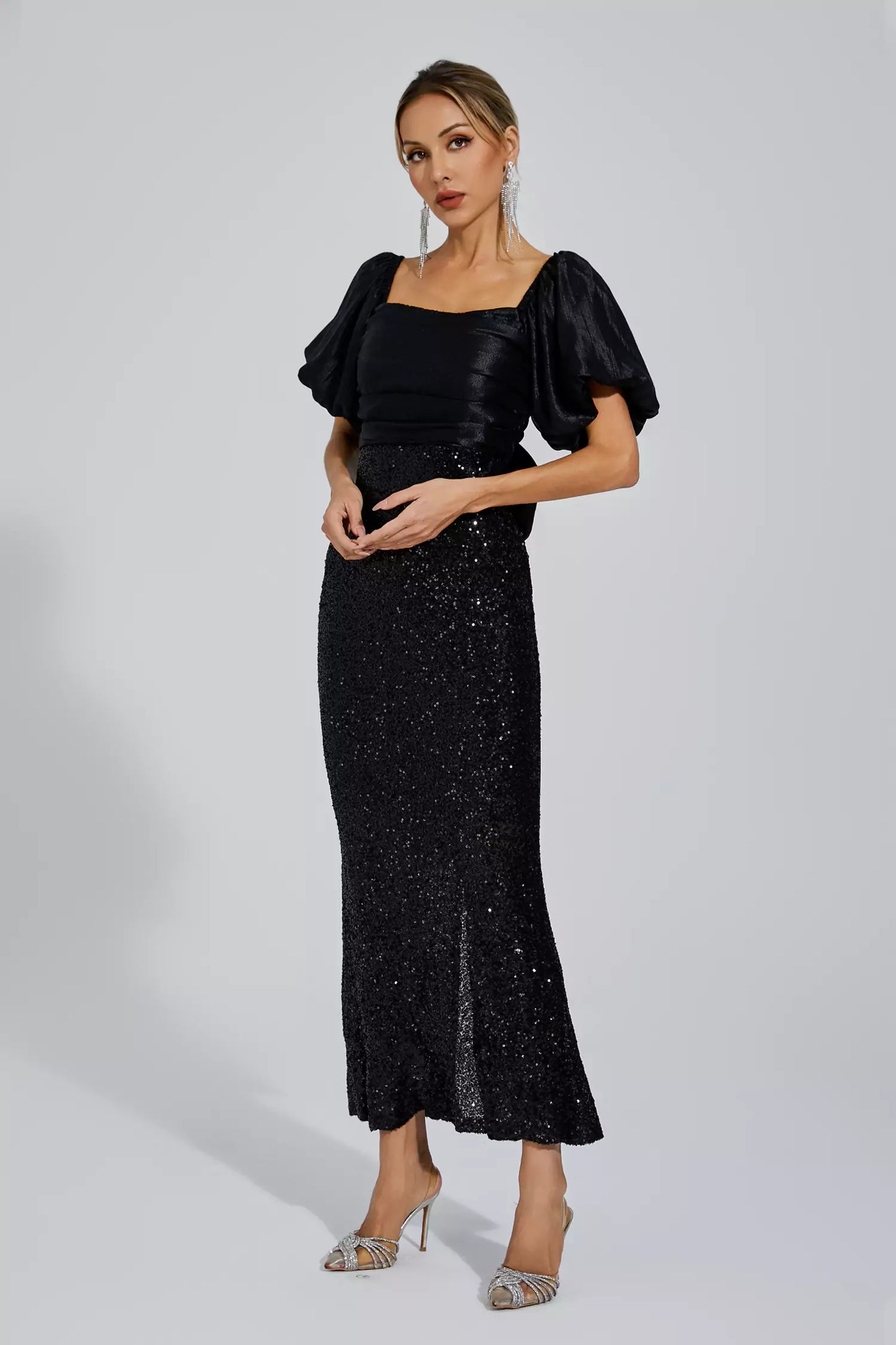 Polished Dress with an Effortless Classic Look