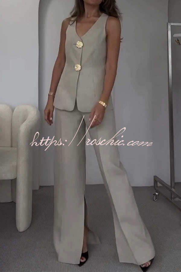 Well Tailored Pants with a Graceful Silhouette