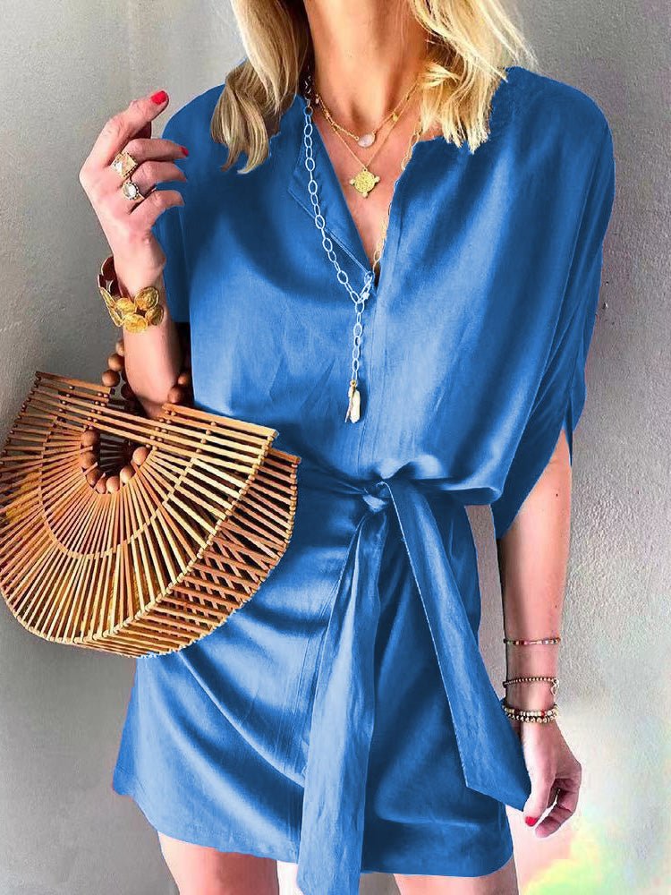 Effortlessly Elegant Dress with a Timeless Design