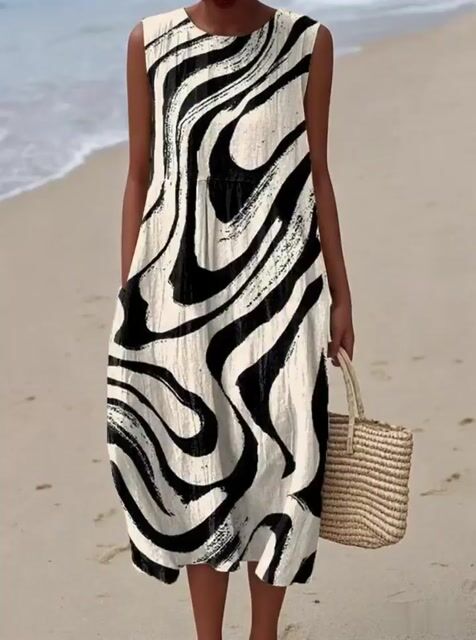 Classic Vintage Dress with a Flattering Fit