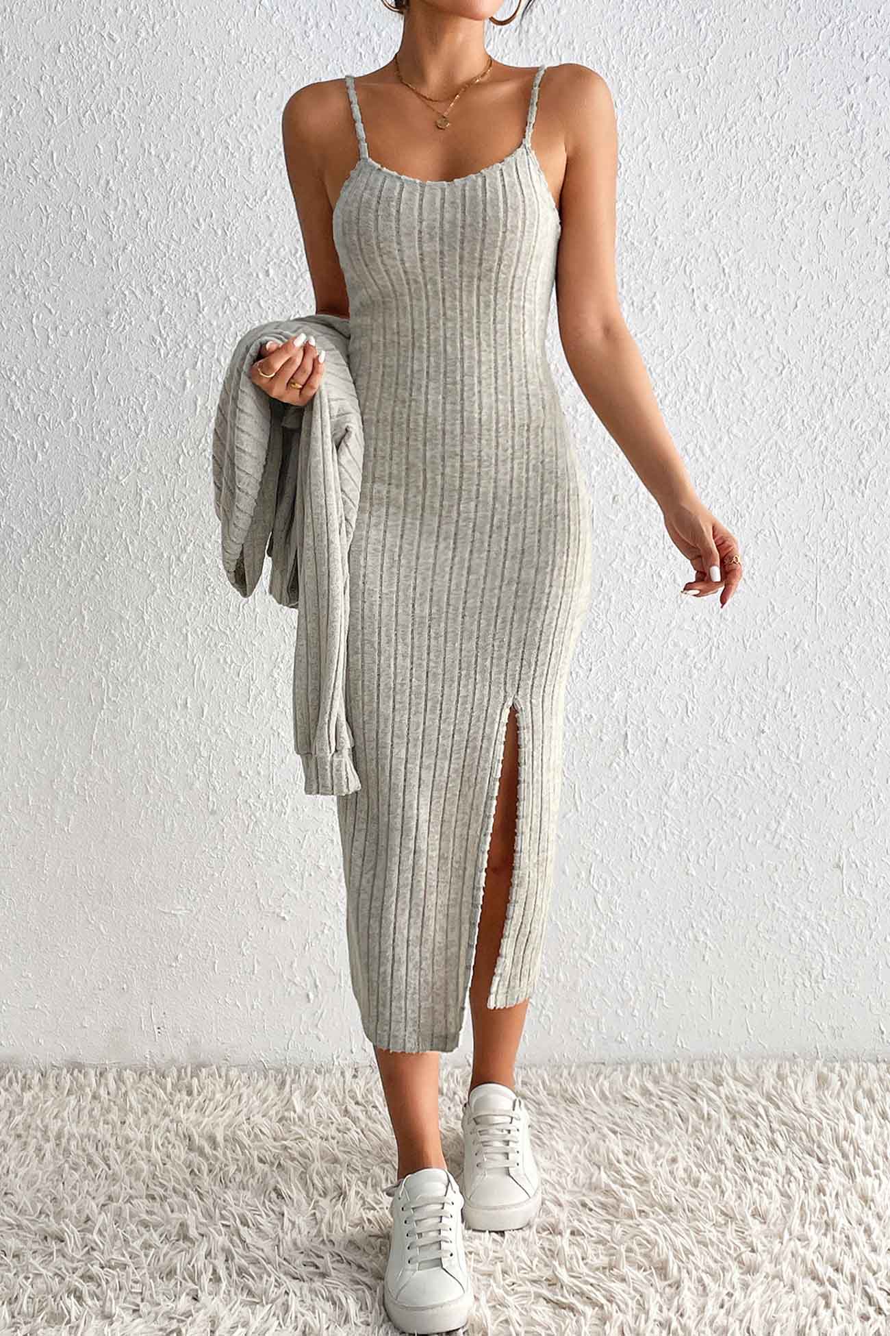 Gracefully Styled Cardigan for Any Occasion