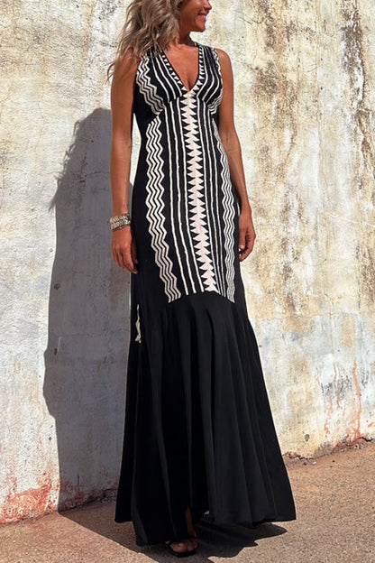 Sophisticated Dress with a Clean Classic Look