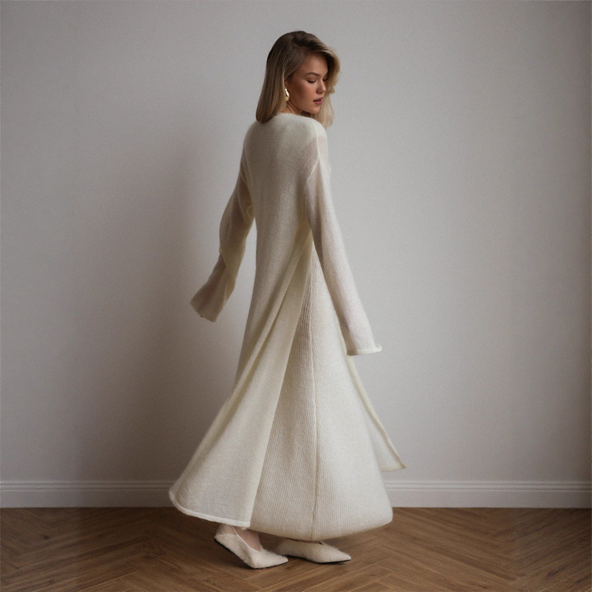 Gracefully Styled Cardigan for Any Occasion