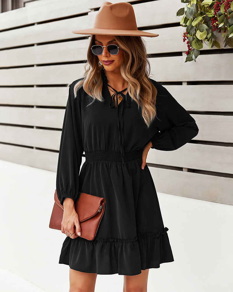 Well Tailored Dress with a Graceful Silhouette