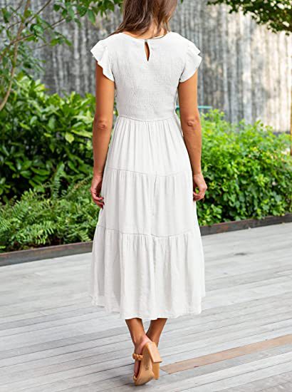 Sophisticated Dress with a Clean Classic Look