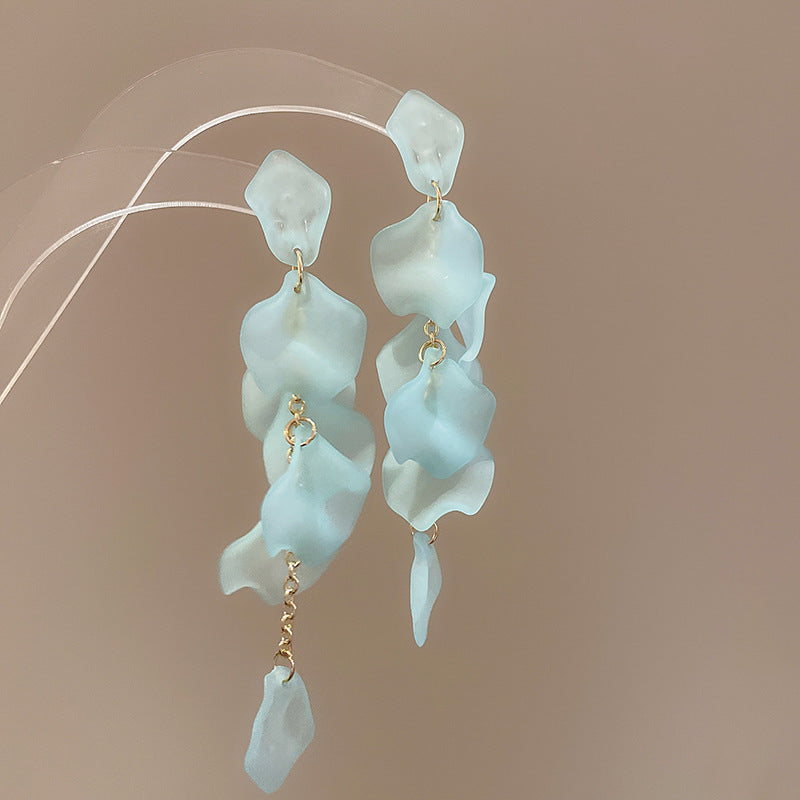 Beautiful Silver Earring with Unique Style