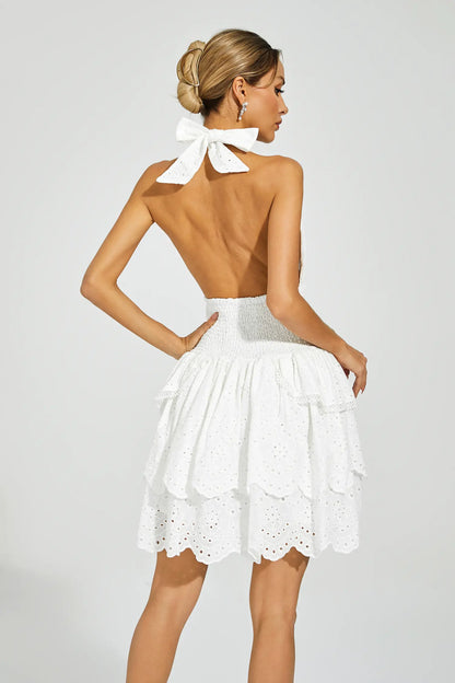 Beautifully Finished Dress in a Timeless Design