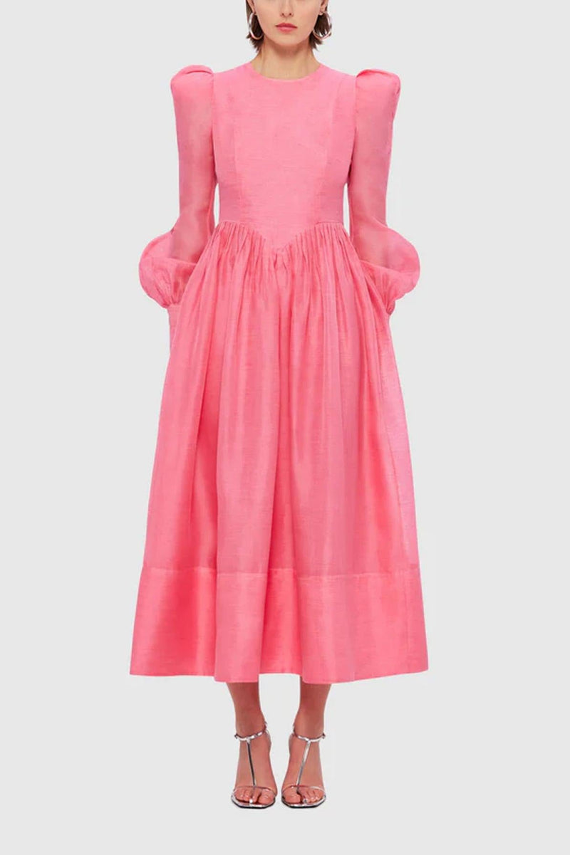 Sophisticated Dress with a Clean Classic Look