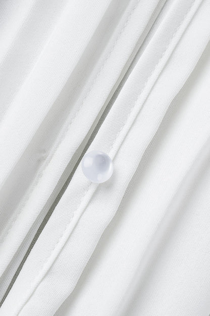 Effortlessly Elegant Garment with a Timeless Design