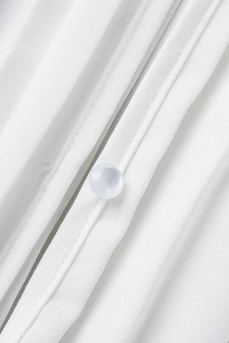 Effortlessly Elegant Garment with a Timeless Design