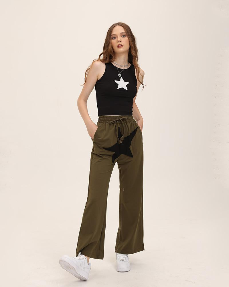 Elegantly Styled Pants for Everyday Wear