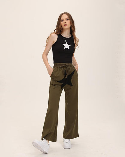 Elegantly Styled Pants for Everyday Wear