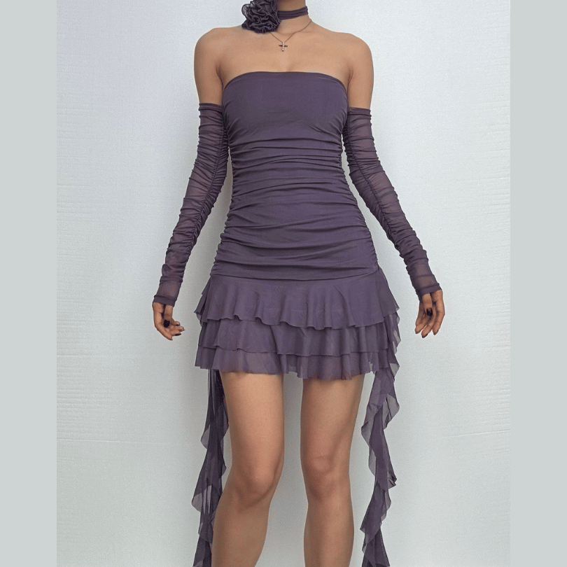 Effortlessly Elegant Dress with a Timeless Design