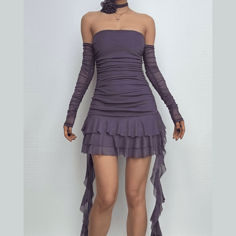 Effortlessly Elegant Dress with a Timeless Design
