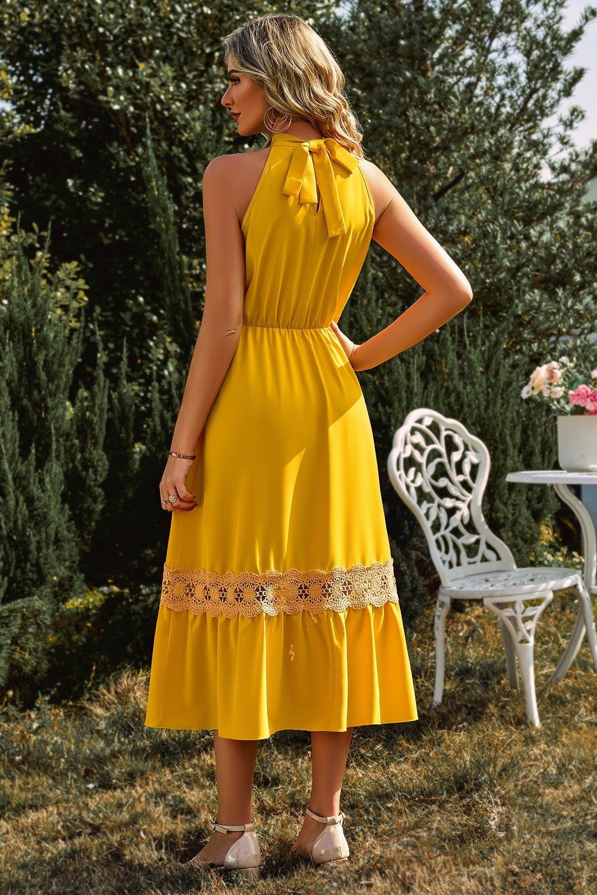 Sophisticated Dress with a Clean Classic Look