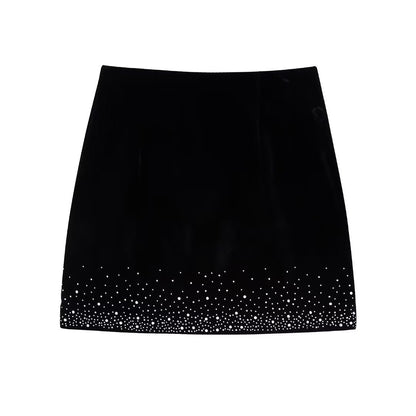 Sophisticated Garment with a Clean Classic Look