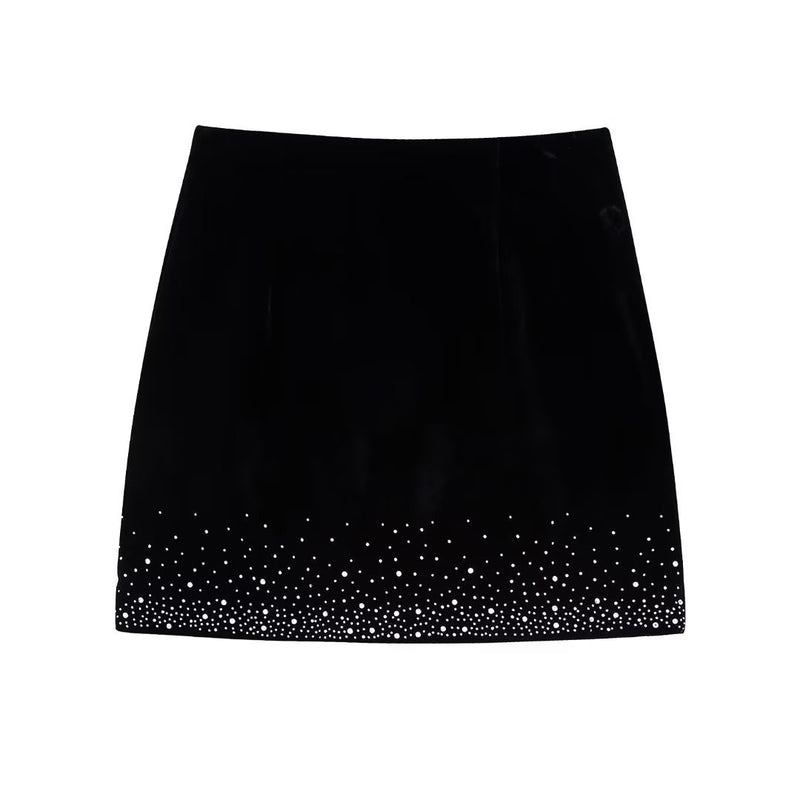 Sophisticated Garment with a Clean Classic Look