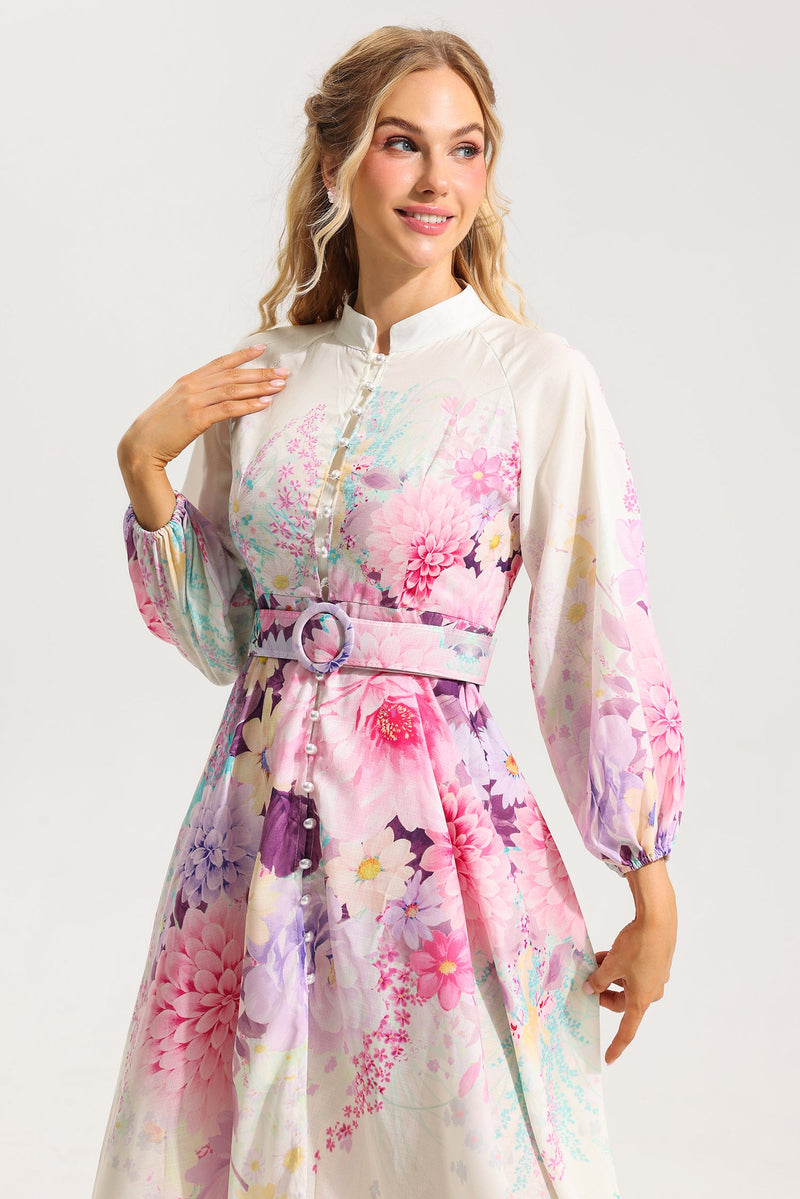 Beautifully Finished Dress in a Timeless Design