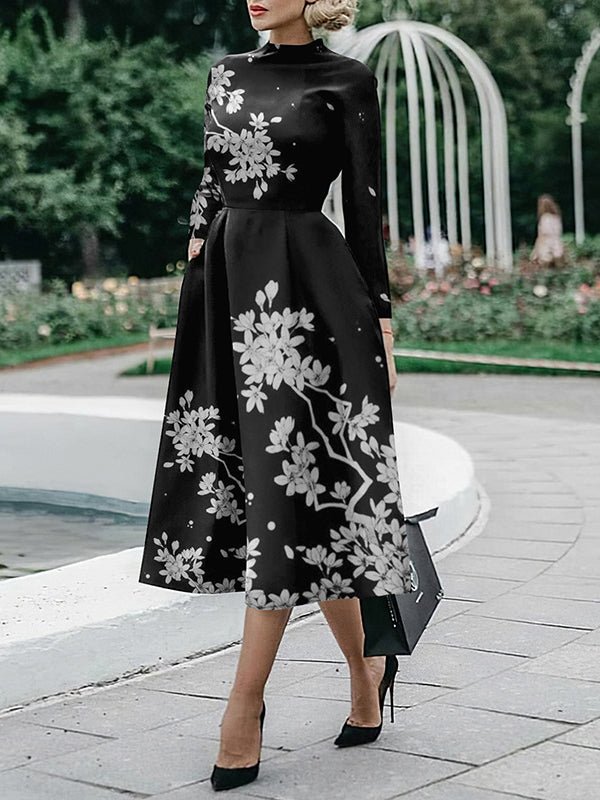 Classic Vintage Dress with a Flattering Fit