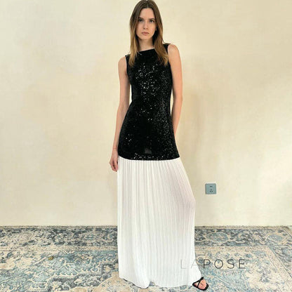 Effortlessly Elegant Dress with a Timeless Design
