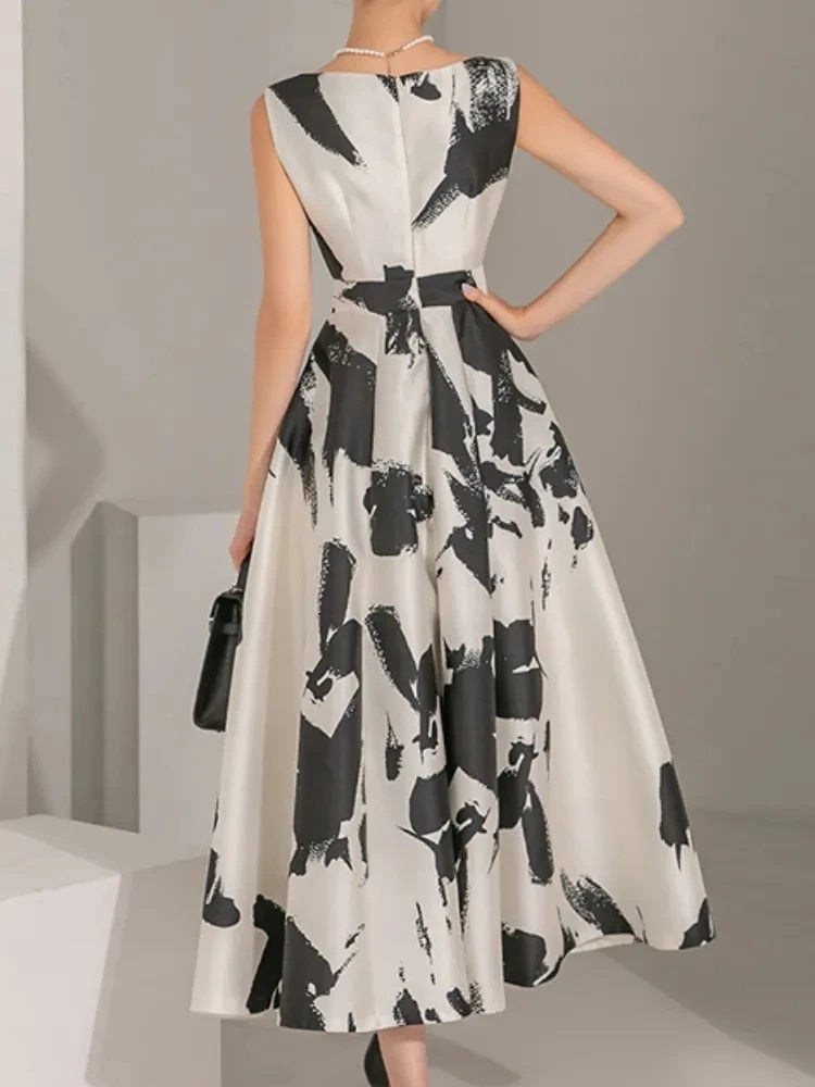 Vintage Inspired Dress with a Contemporary Edge