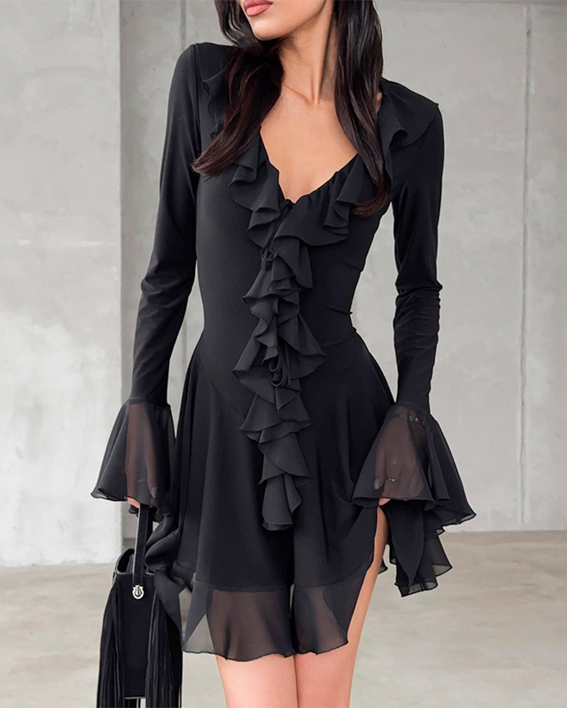 Sophisticated Dress with a Clean Classic Look