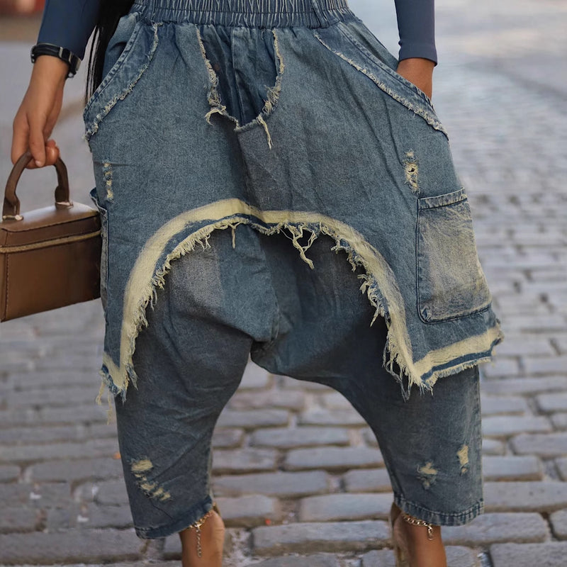 Well Tailored Pants with a Graceful Silhouette