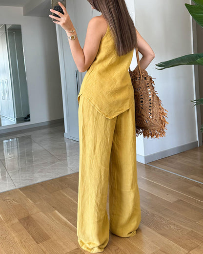 Sophisticated Garment with a Clean Classic Look
