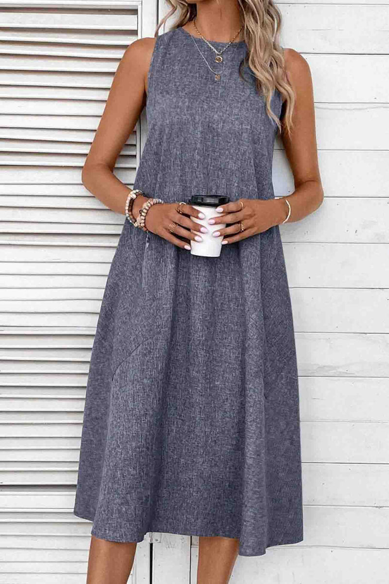 Well Tailored Dress with a Graceful Silhouette