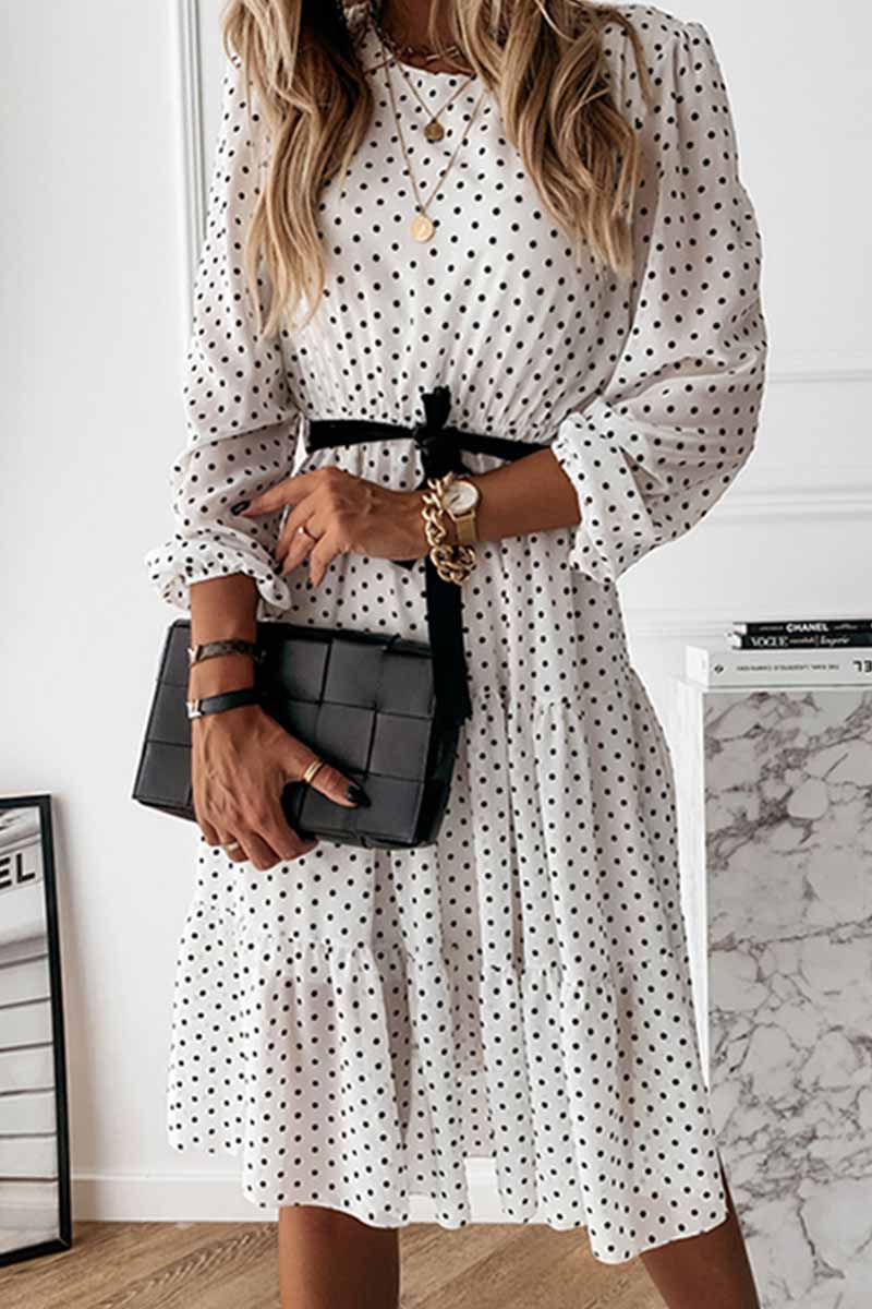 Well Tailored Dress with a Graceful Silhouette