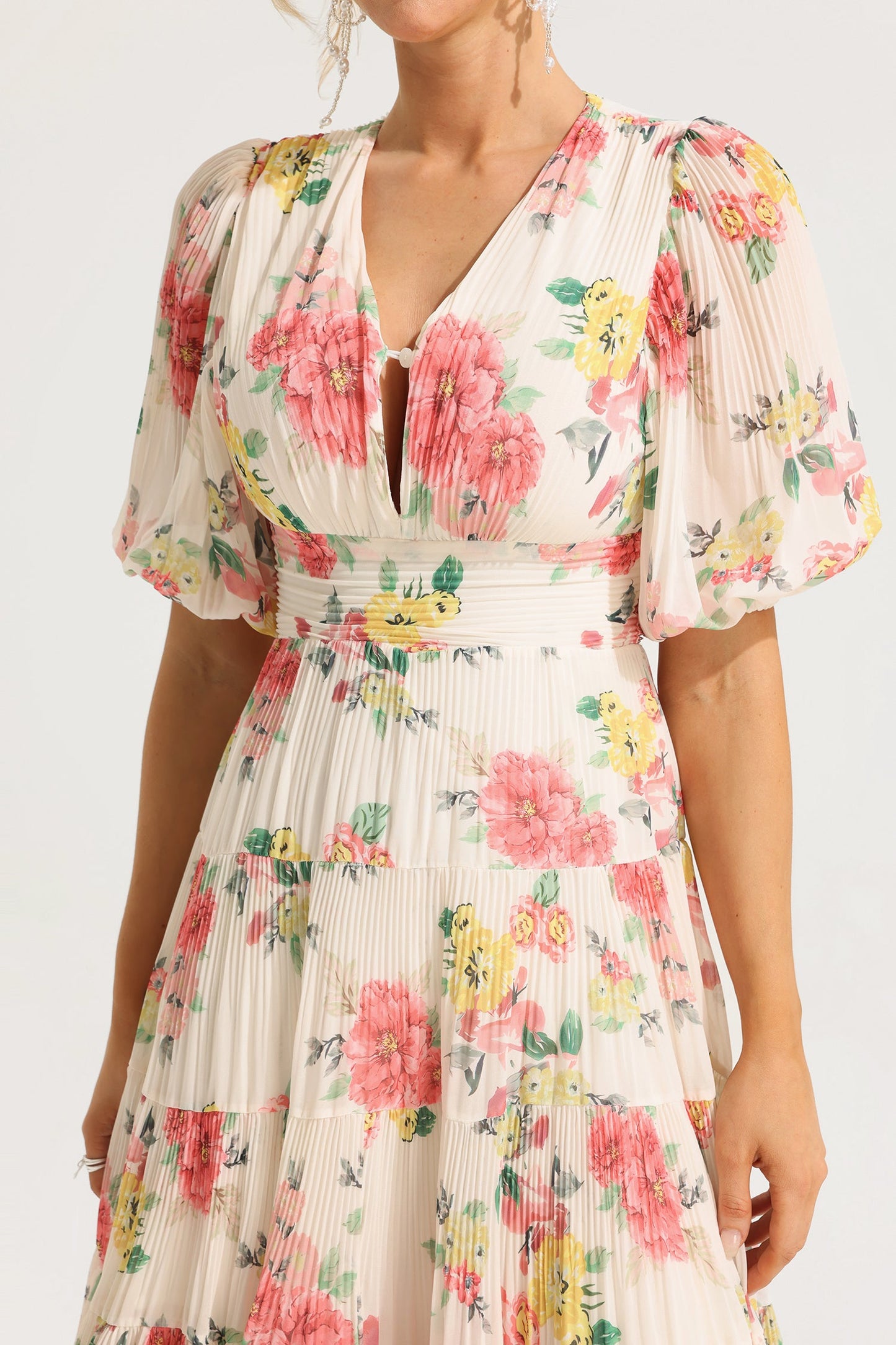 Classic Vintage Dress with a Flattering Fit