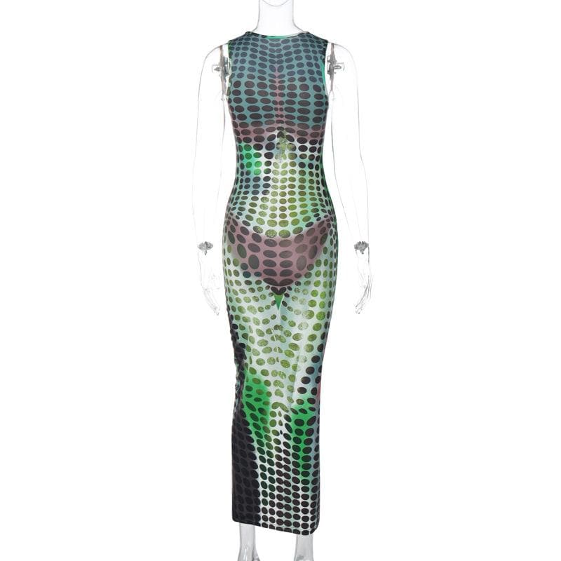 Well Tailored Dress with a Graceful Silhouette