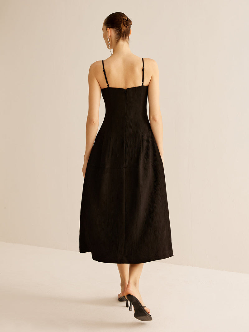 Polished Dress with an Effortless Classic Look