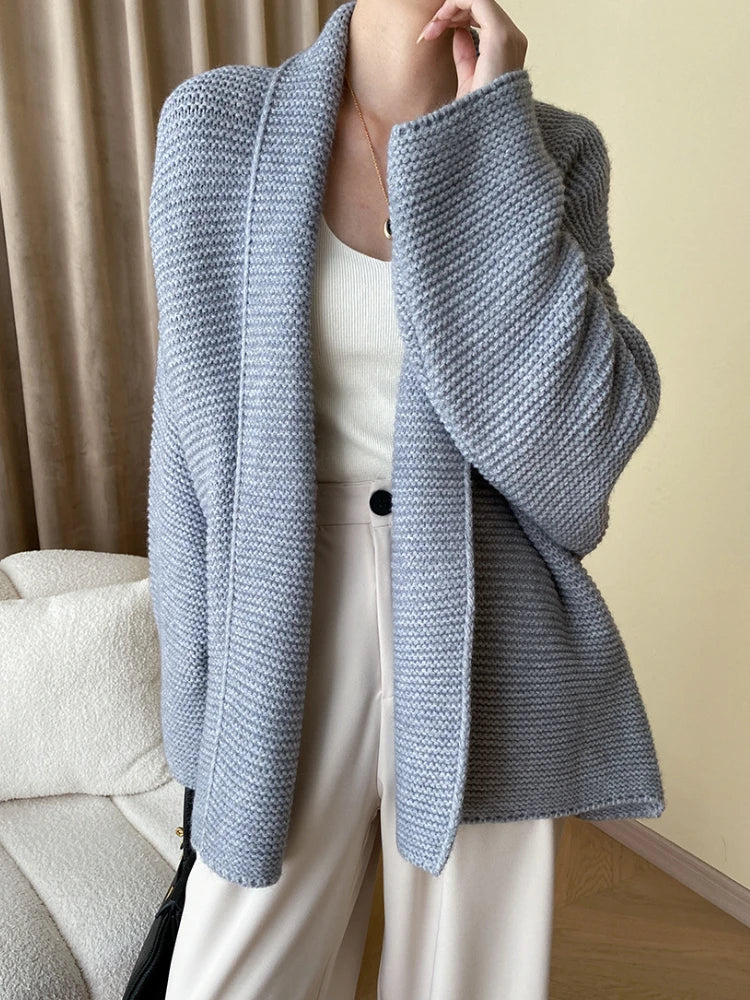 Gracefully Styled Cardigan for Any Occasion