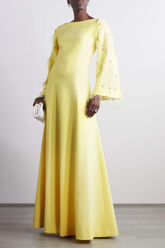 Beautifully Crafted Dress in a Classic Style