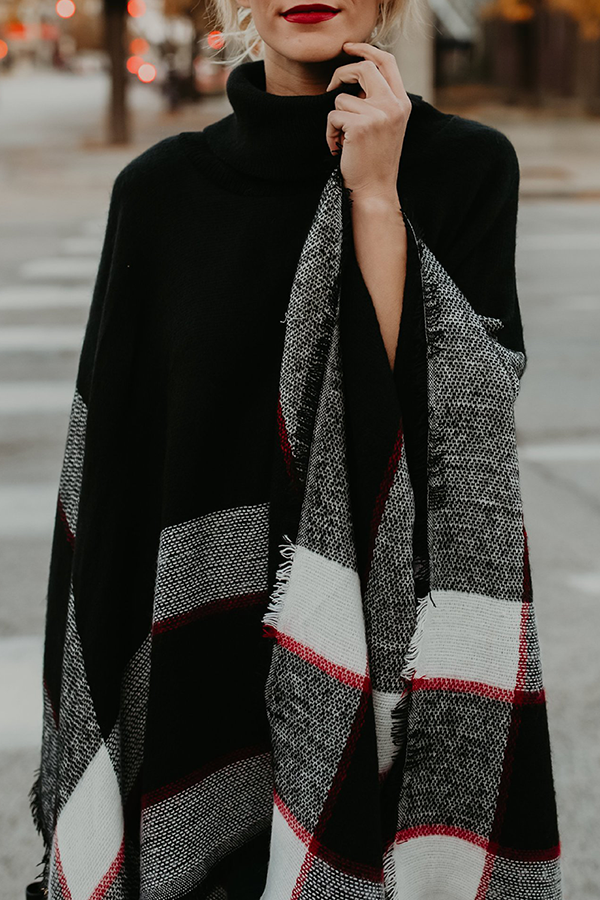 Well Tailored Cardigan with a Graceful Silhouette