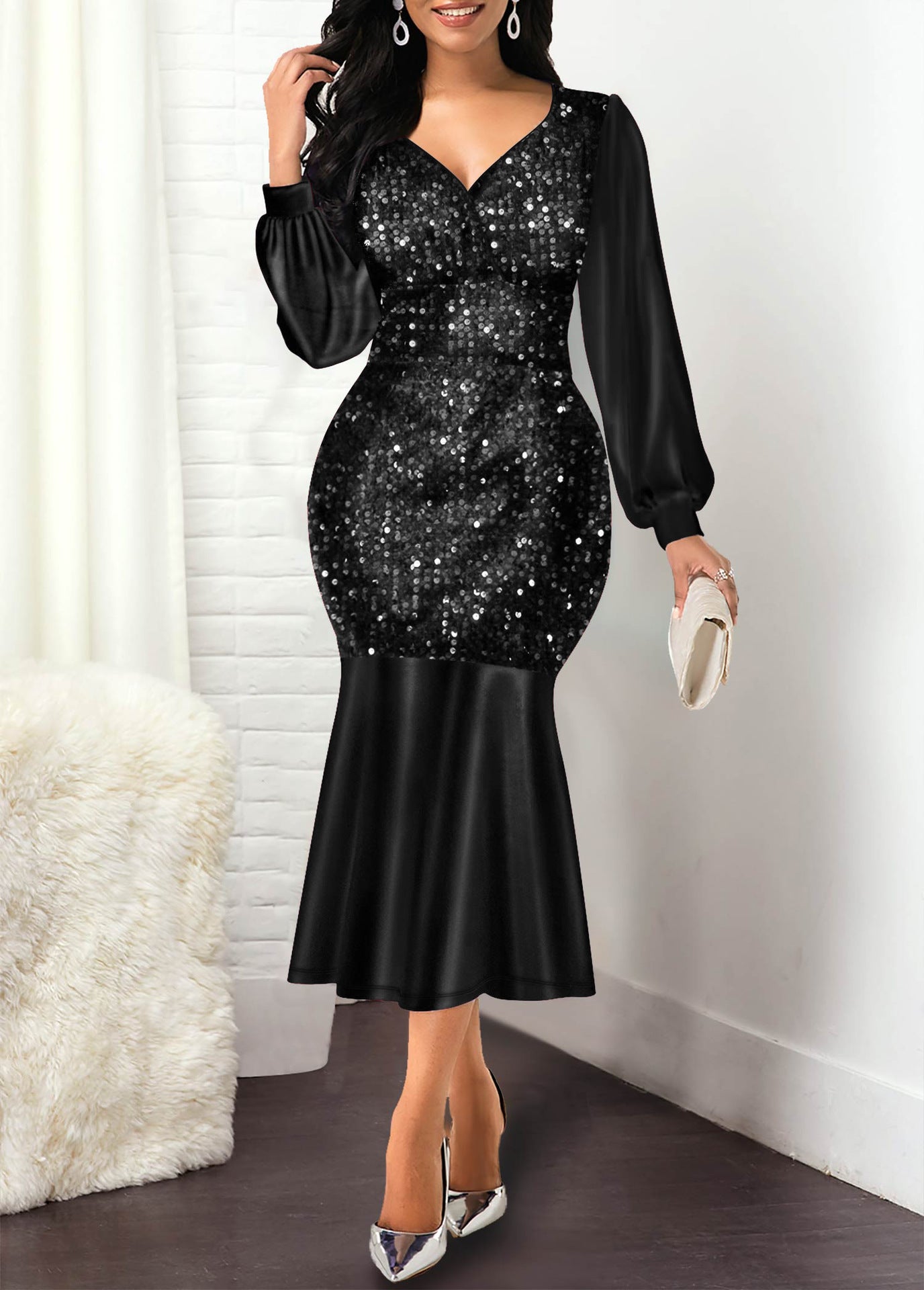 Beautifully Crafted Dress in a Classic Style