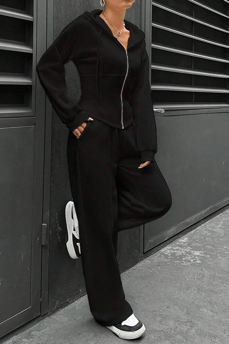 Elegantly Styled Pants for Everyday Wear