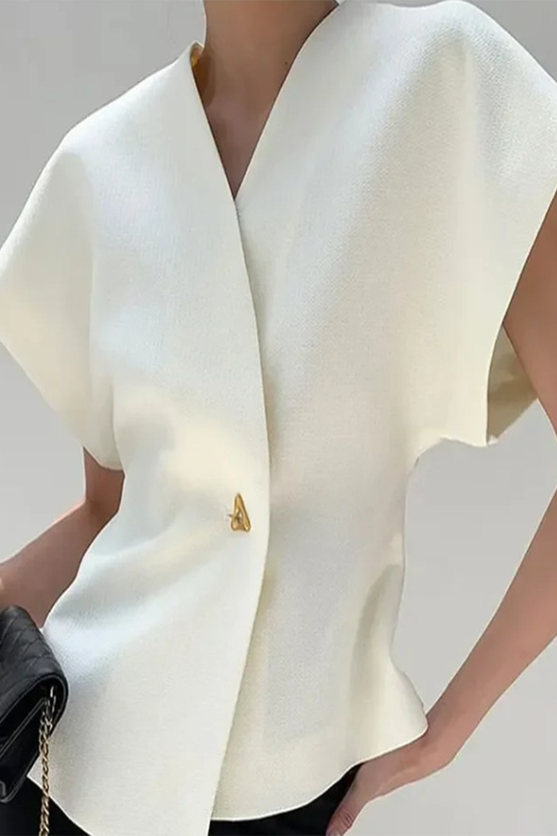 Classic Vintage Top with a Flattering Fit
