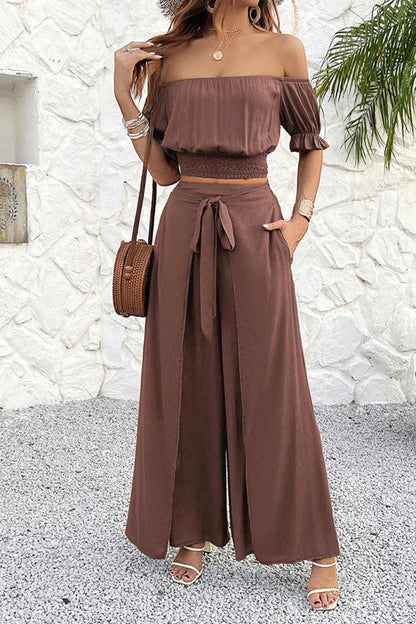Sophisticated Pants with a Clean Classic Look