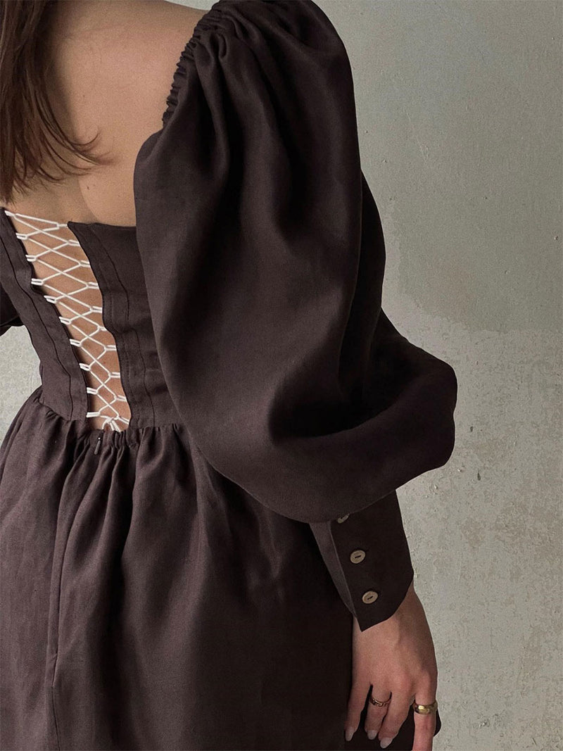 Beautifully Finished Dress in a Timeless Design