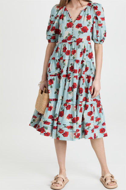 Classic Vintage Dress with a Flattering Fit