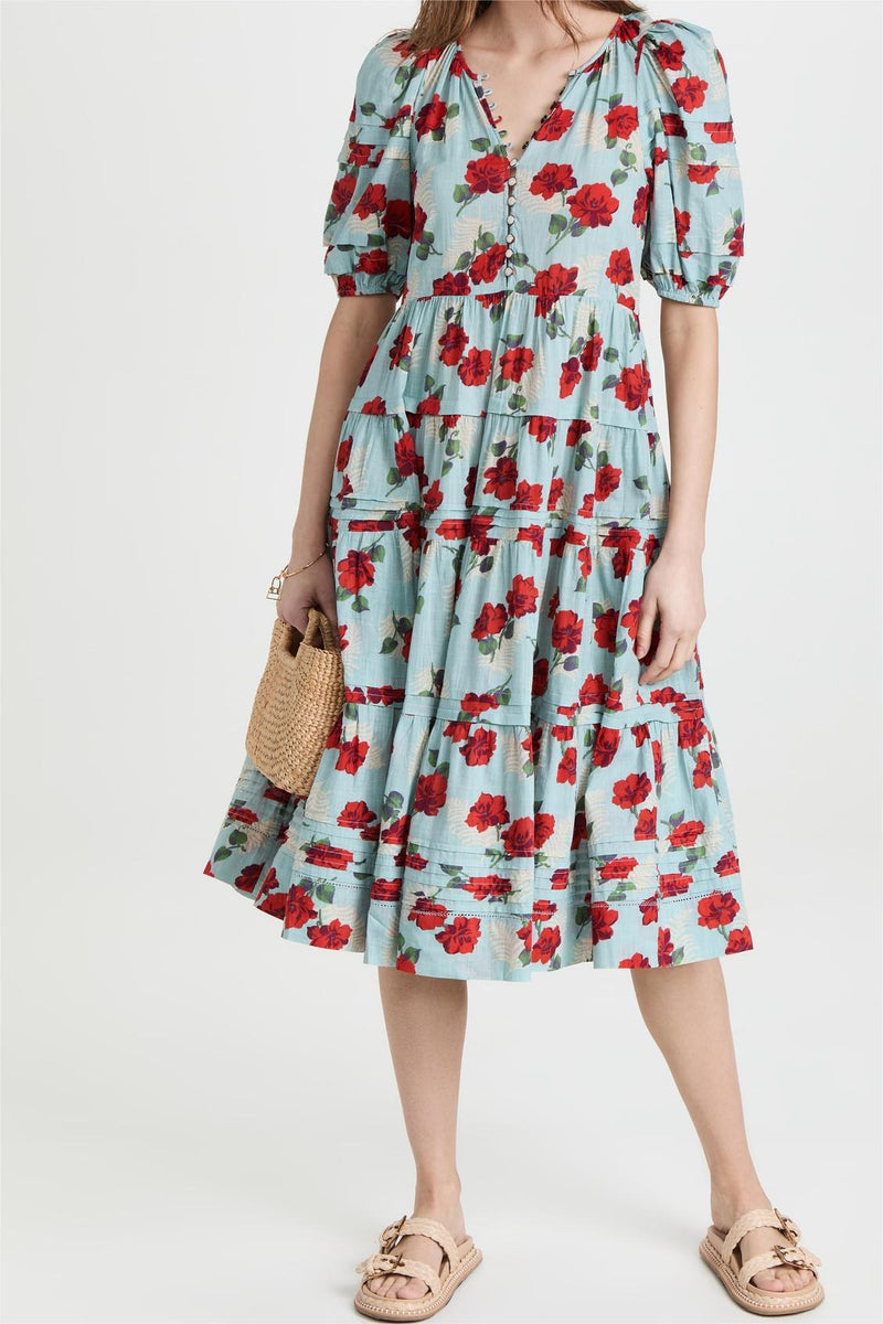 Classic Vintage Dress with a Flattering Fit