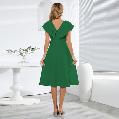 Well Tailored Dress with a Graceful Silhouette
