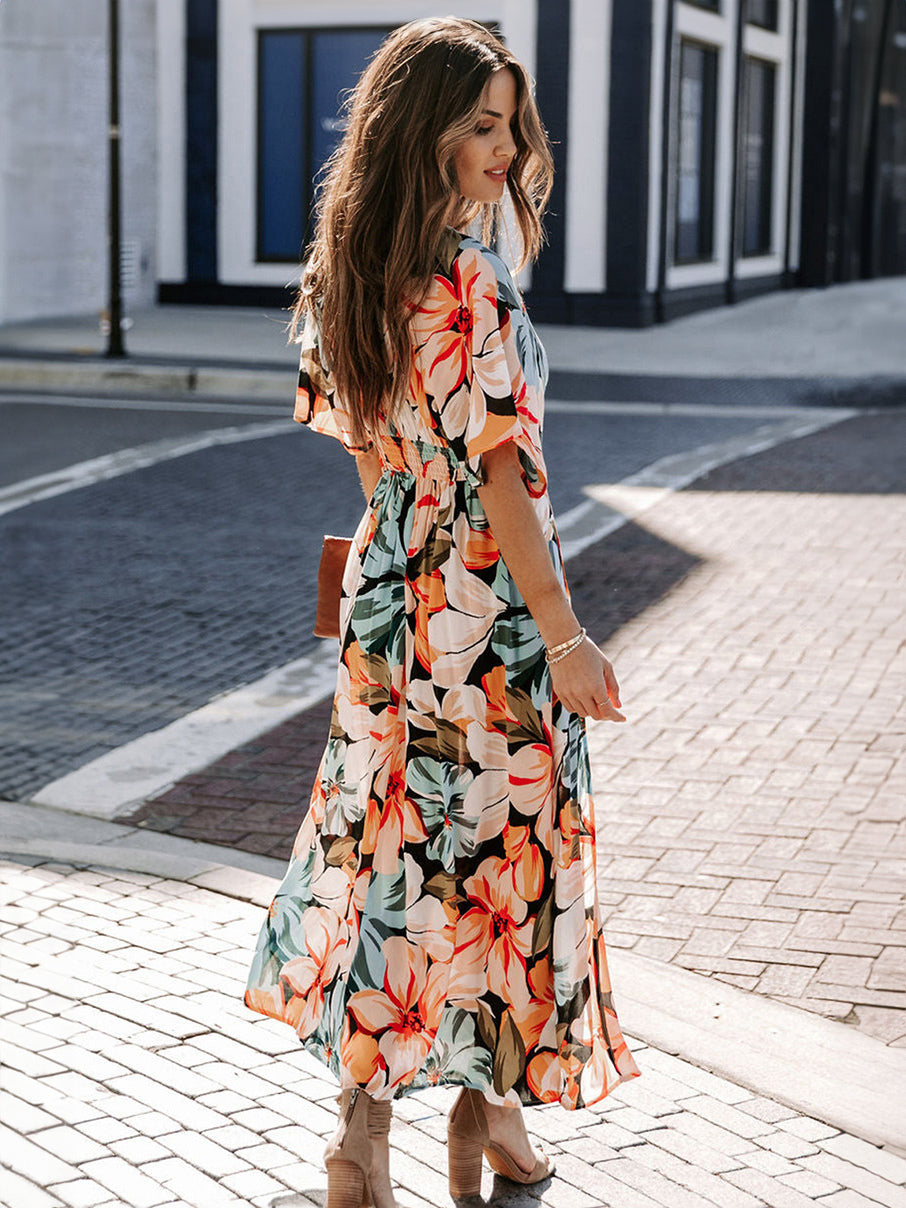 Gracefully Styled Dress for Any Occasion