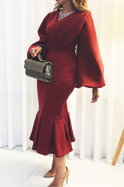 Gracefully Styled Dress for Any Occasion