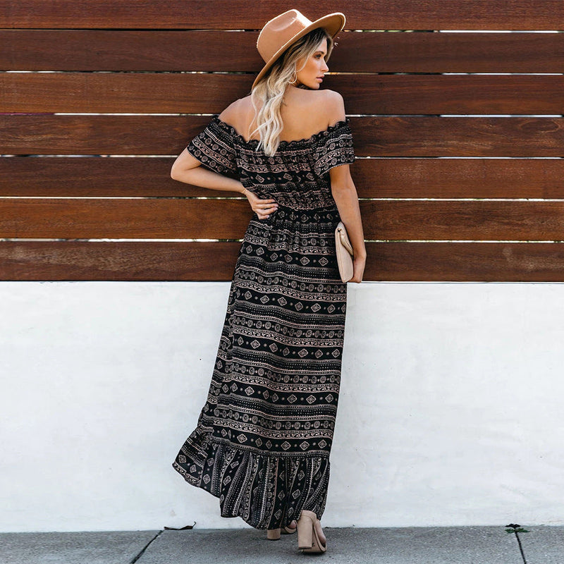 Effortlessly Elegant Dress with a Timeless Design